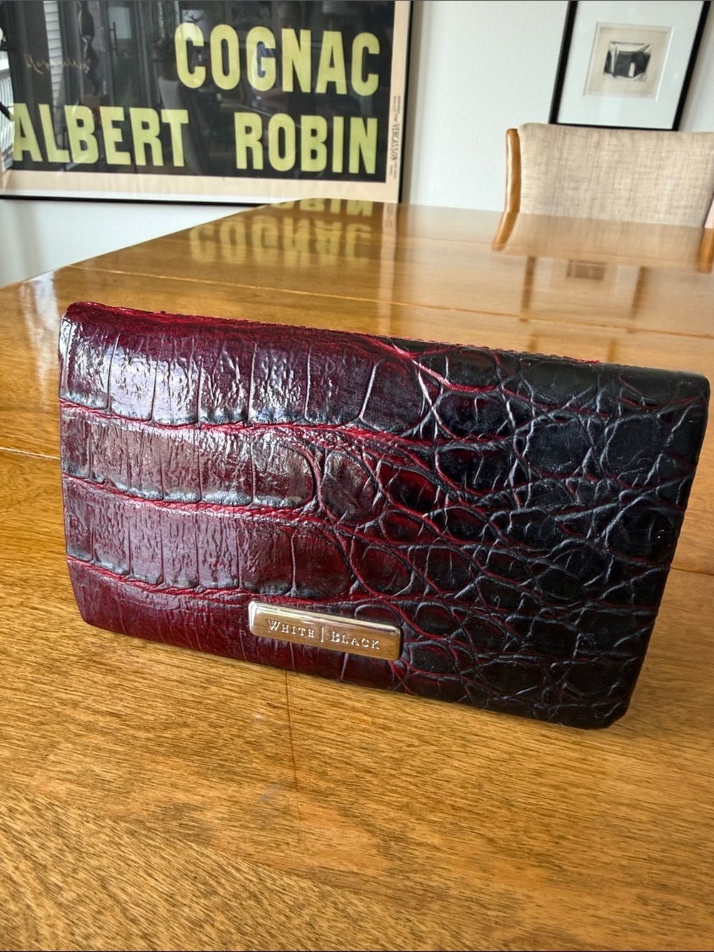 WHBM clutch